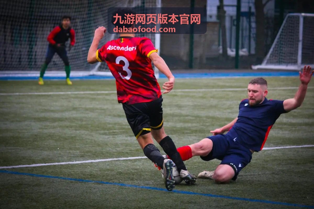 九游网页版本官网嘉宾阵容：赛事运营总监苏晚清讲解线上赛事组织